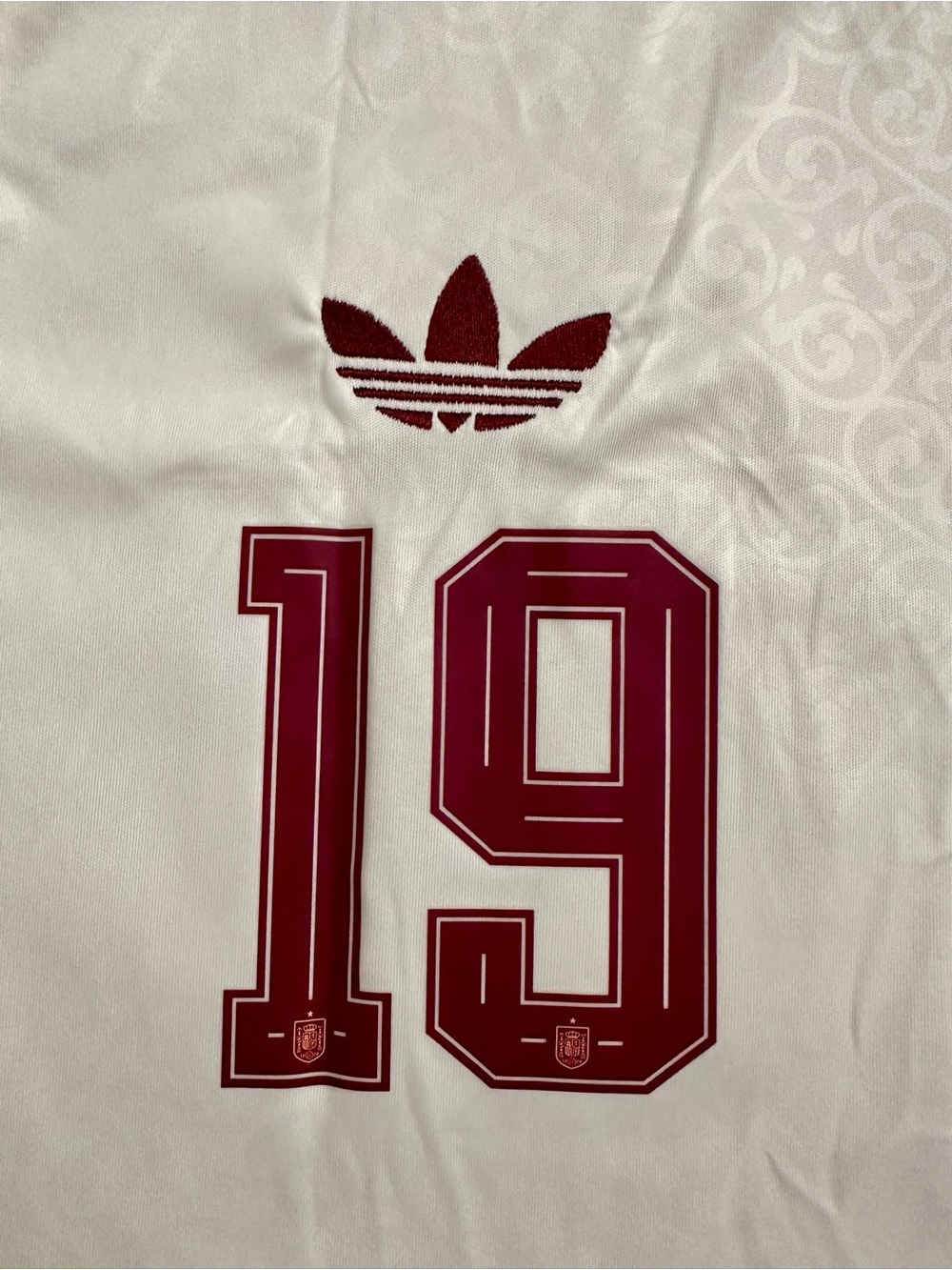 Spain Men’s White Football Jersey with Burgundy and Gold Accents - Picture 3 of 4